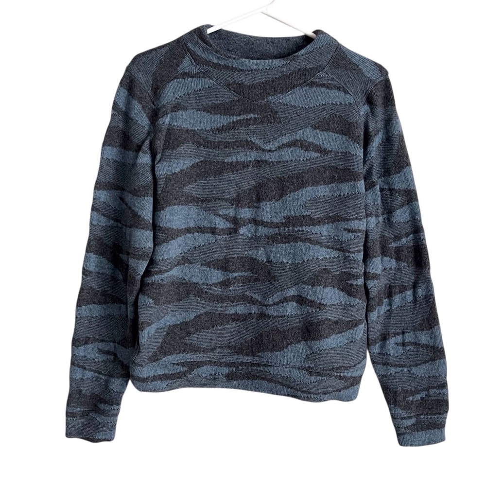 PRana Women’s Snowbound Sweater Blue Grey Wave Print Snow Apres Ski Wool Medium